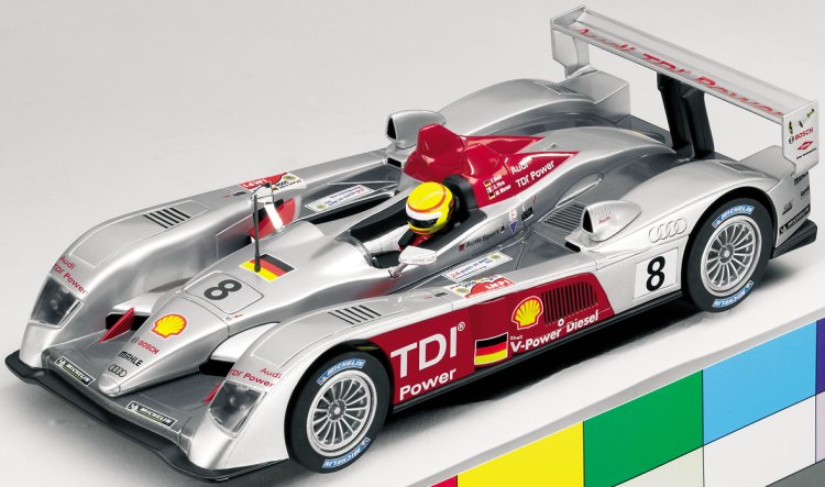 (image for) Carrera 20243 Exclusiv Audi R10 Winner Le Mans 2006, No.8